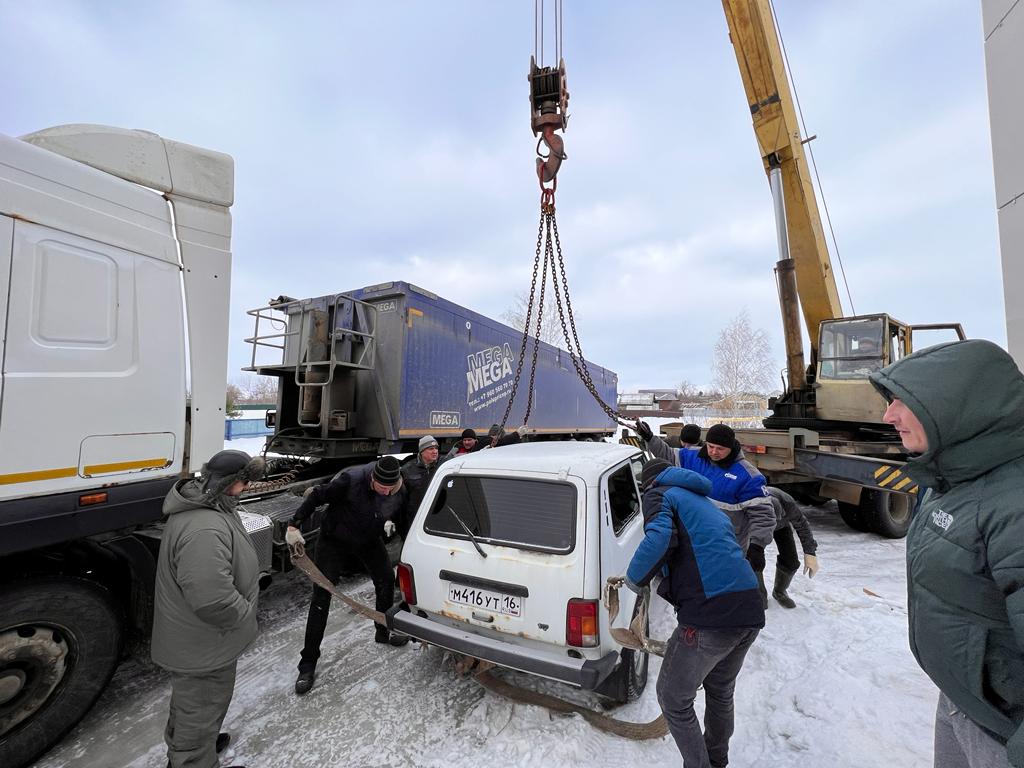 Алькеевским бойцам отправили очередную гуманитарную помощь