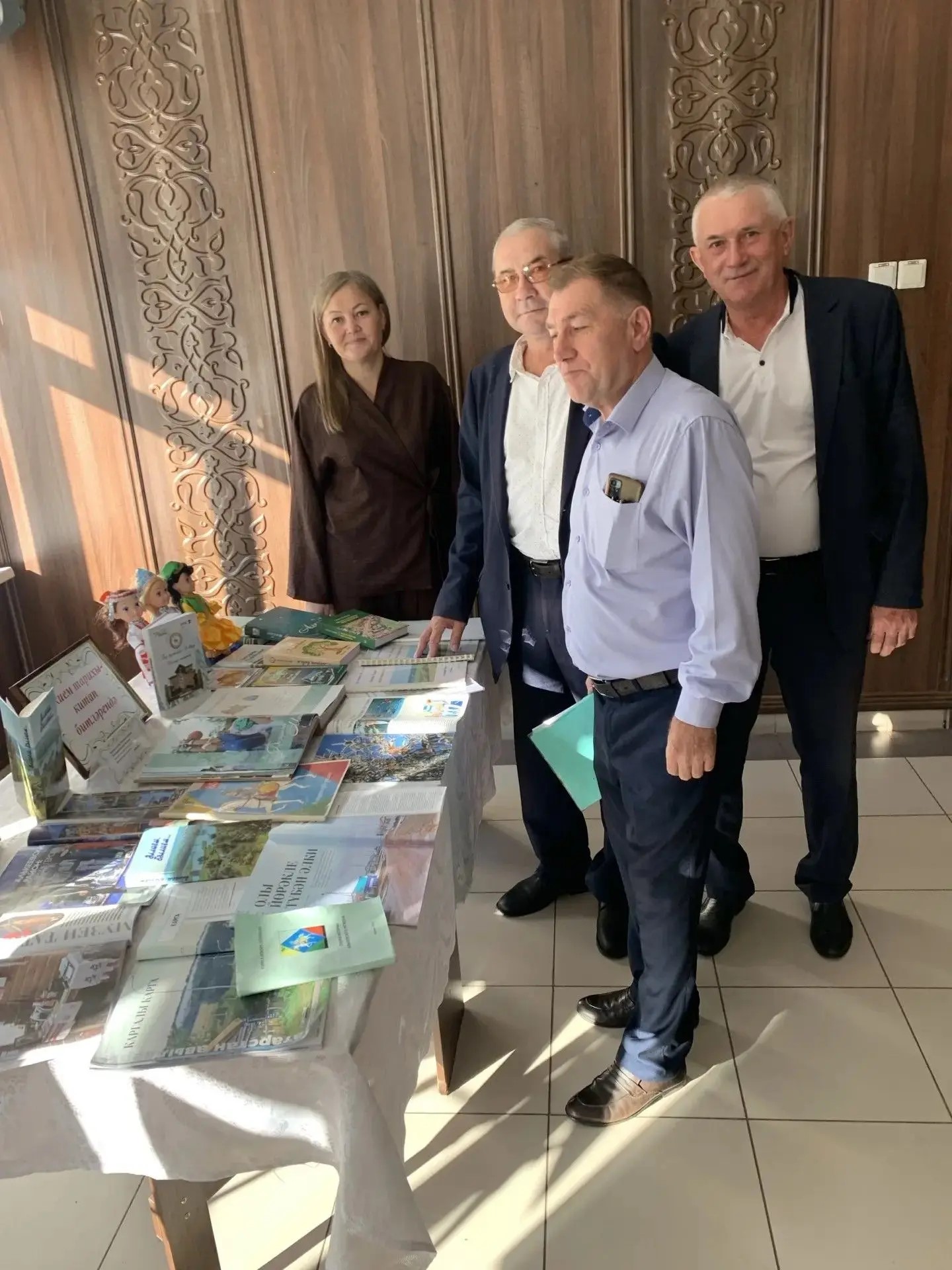 Экскурсовод музея Гульсина Гараева