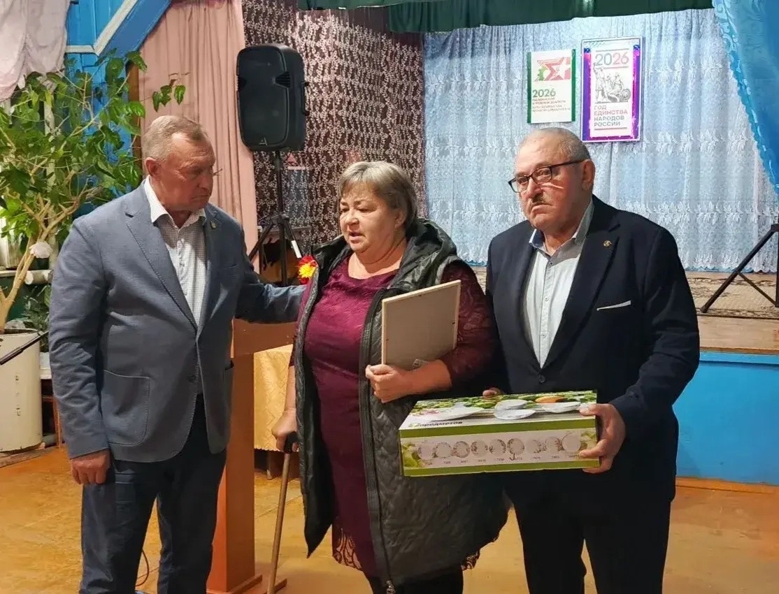 Хәлим Нуретдиновның улын лаеклы тәрбияләгәннәре өчен солдатның әти-әнисе