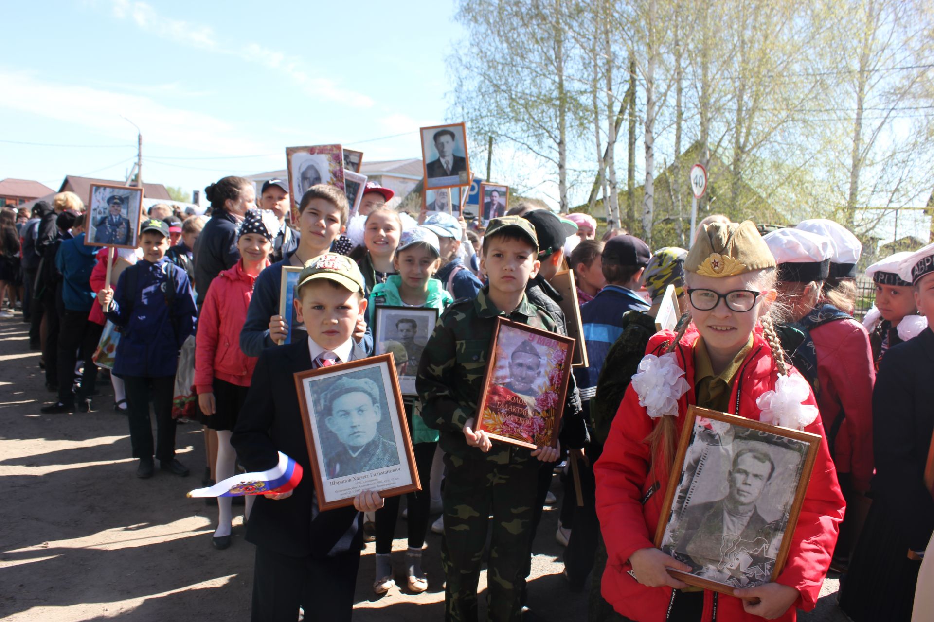 В Алькеевском районе в акции «Бессмертный полк» приняли участие более одной тысячи человек