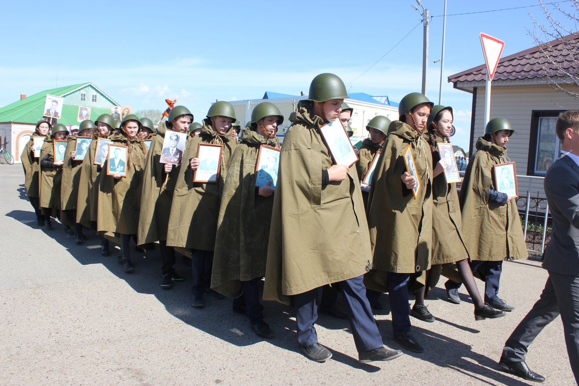 В Алькеевском районе в акции «Бессмертный полк» приняли участие более одной тысячи человек