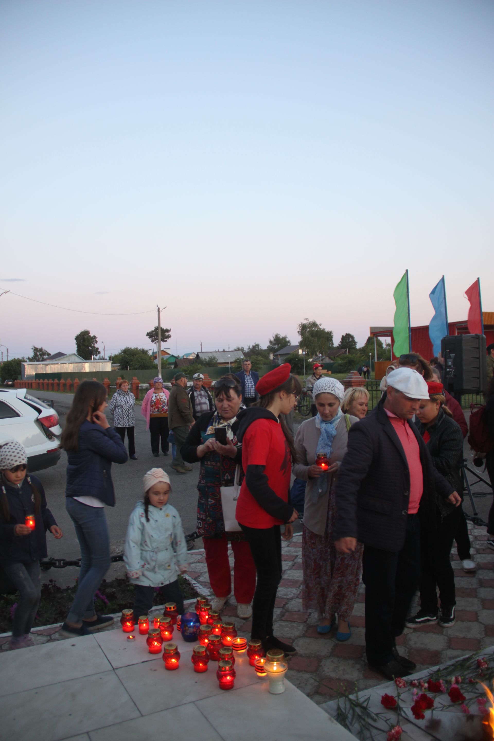 Накануне Дня памяти и скорби у памятника Воину-освободителю прошел митинг «Зажги свечу памяти»