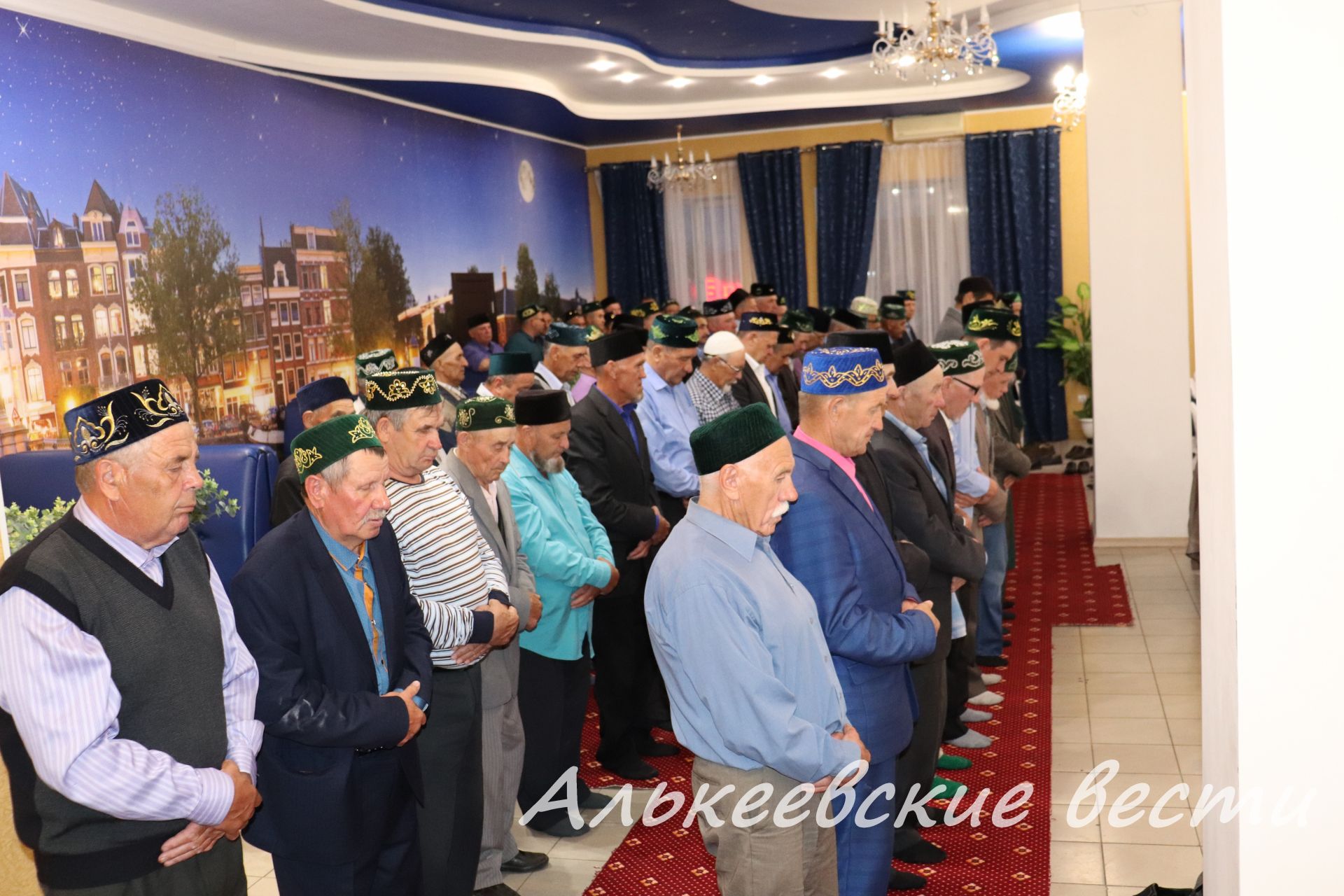 Глава Алькеевского района Александр Никошин провел благотворительный ужин – ифтар для мусульман