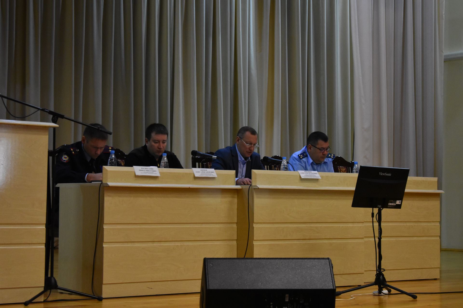 На заседании Алькеевской антитеррористической районной комиссии обсуждали вопросы обеспечения безопасности при праздновании Ураза-байрам, Сабантуя и проведении ЕГЭ