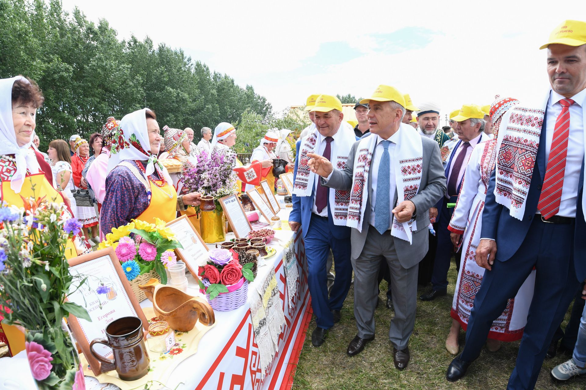 Алькеевцы участвовали во Всероссийском празднике Уяв, прошедшем в Аксубаево