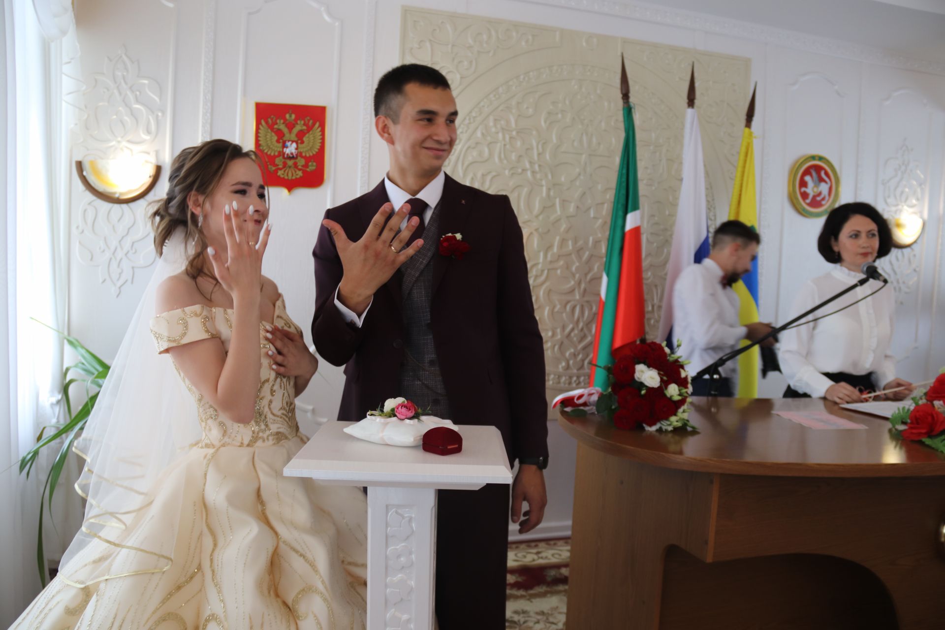 Алькеевский район: в отделе ЗАГС сегодня состоялась торжественная регистрация брака Мансура Хамидуллина и Чулпан Шигаповой