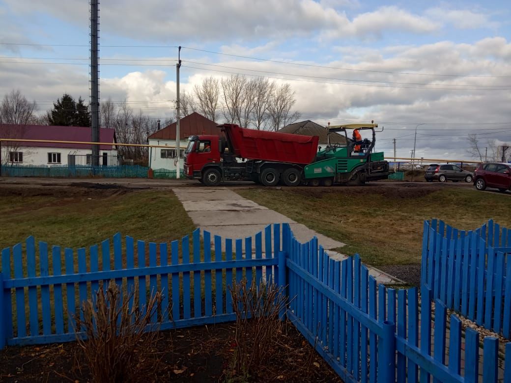 Алькеевский район: В Нижнем Алькеево ремонтируют дорогу до сельского дома культуры