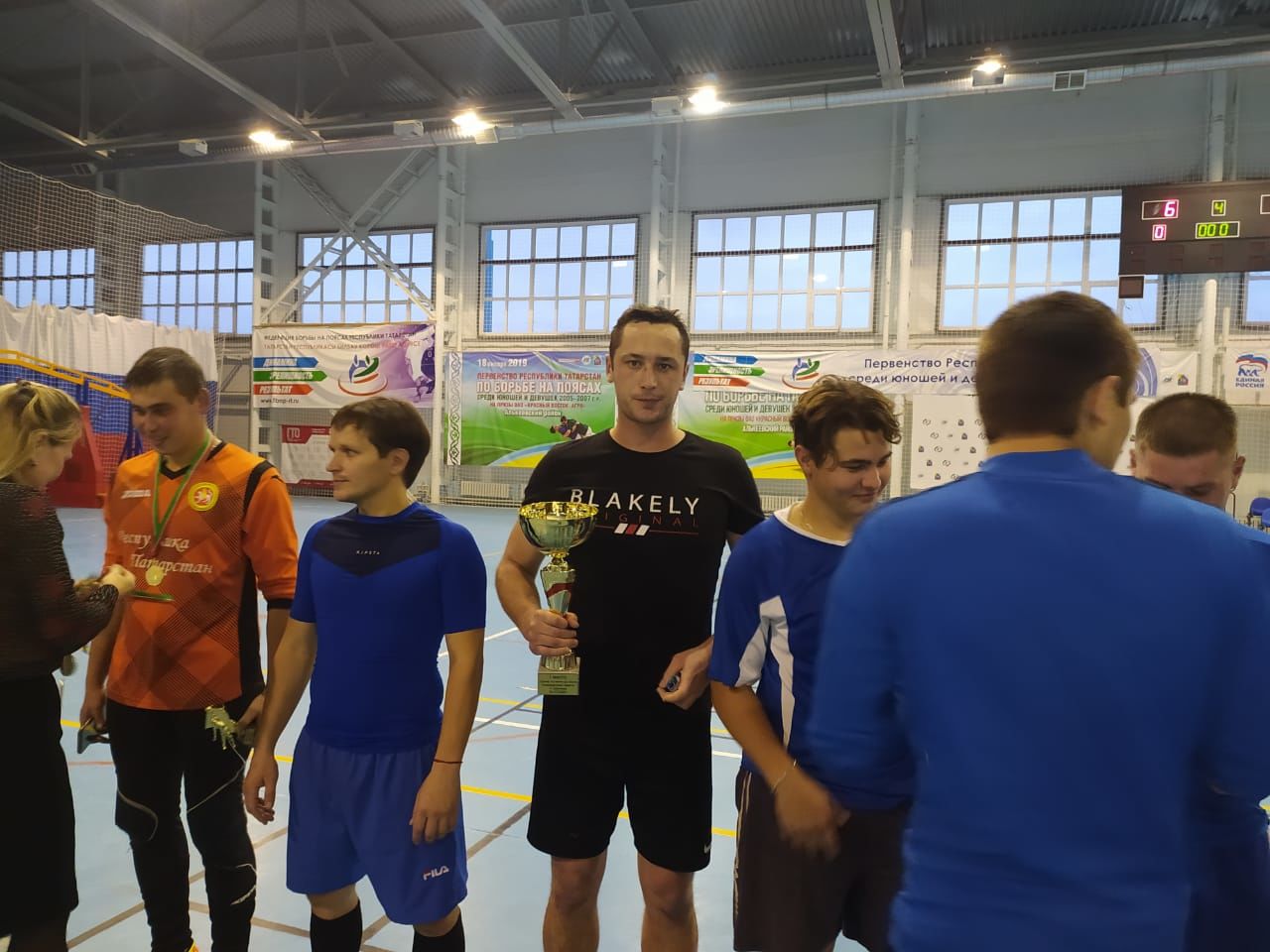 Алькеевская молодежь провела турнир по мини-футболу памяти Альберта Шагеева