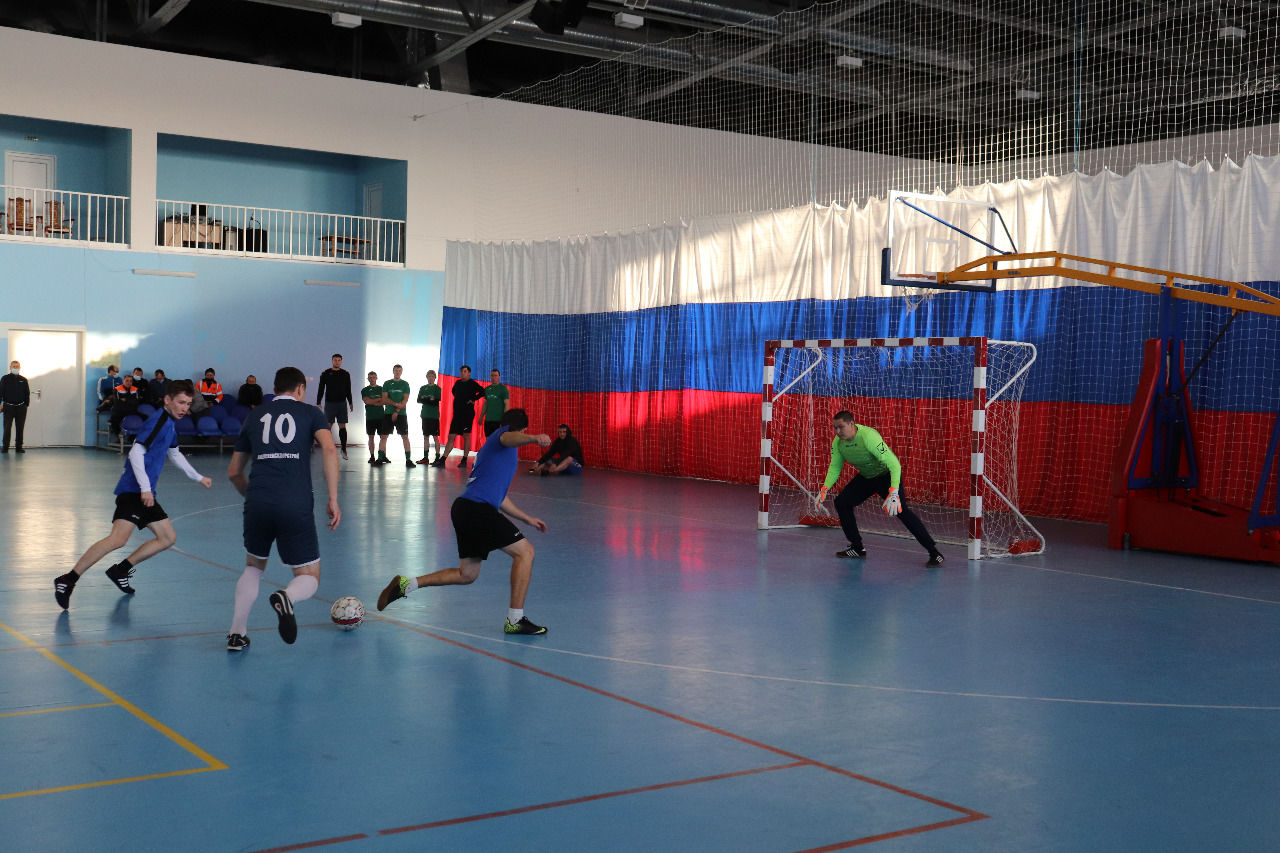 Әлки районында юл хуҗалыгы хезмәткәрләре арасында мини-футбол буенча турнир уза