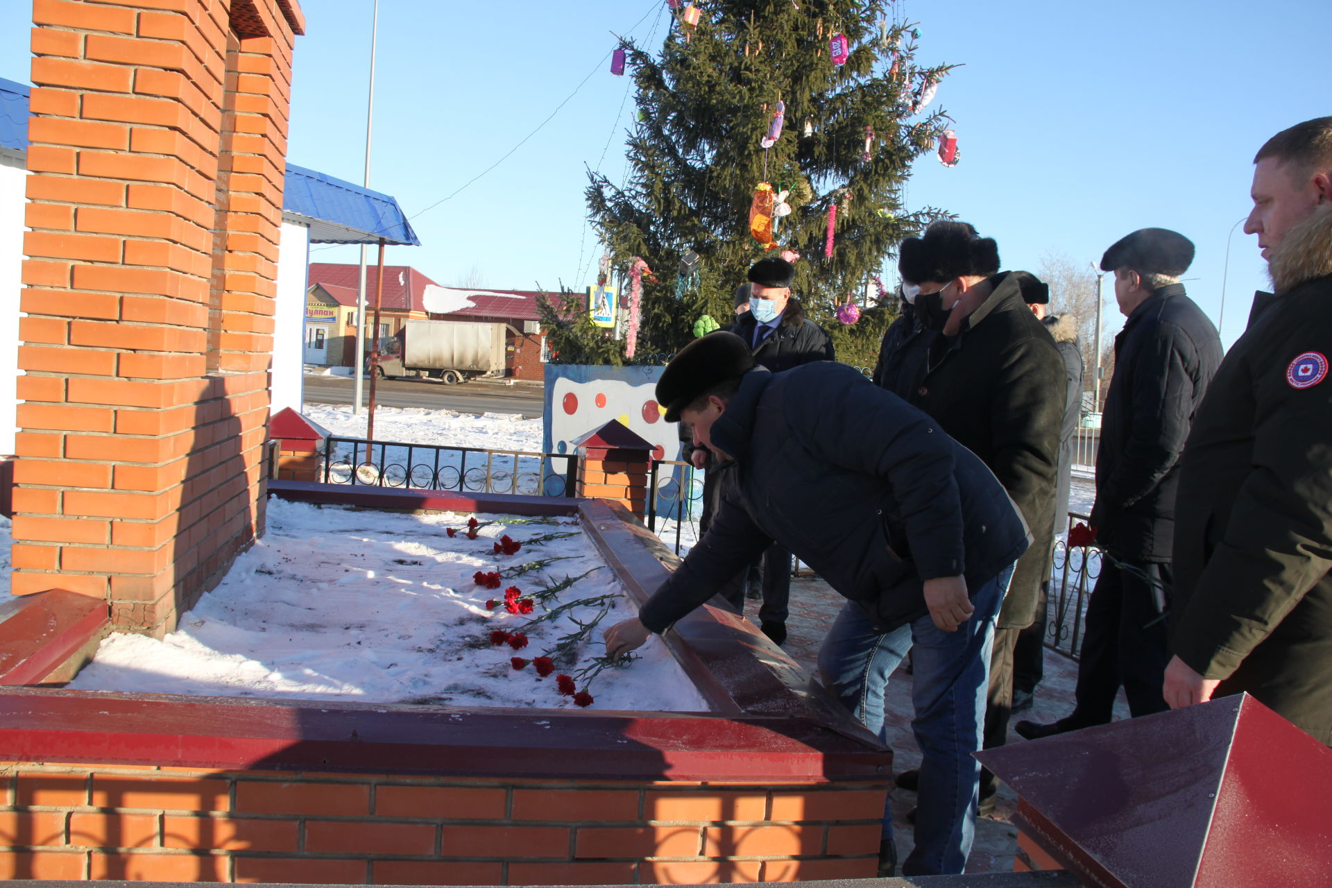 В Алькеевском районе почтили память  Героев Отечества