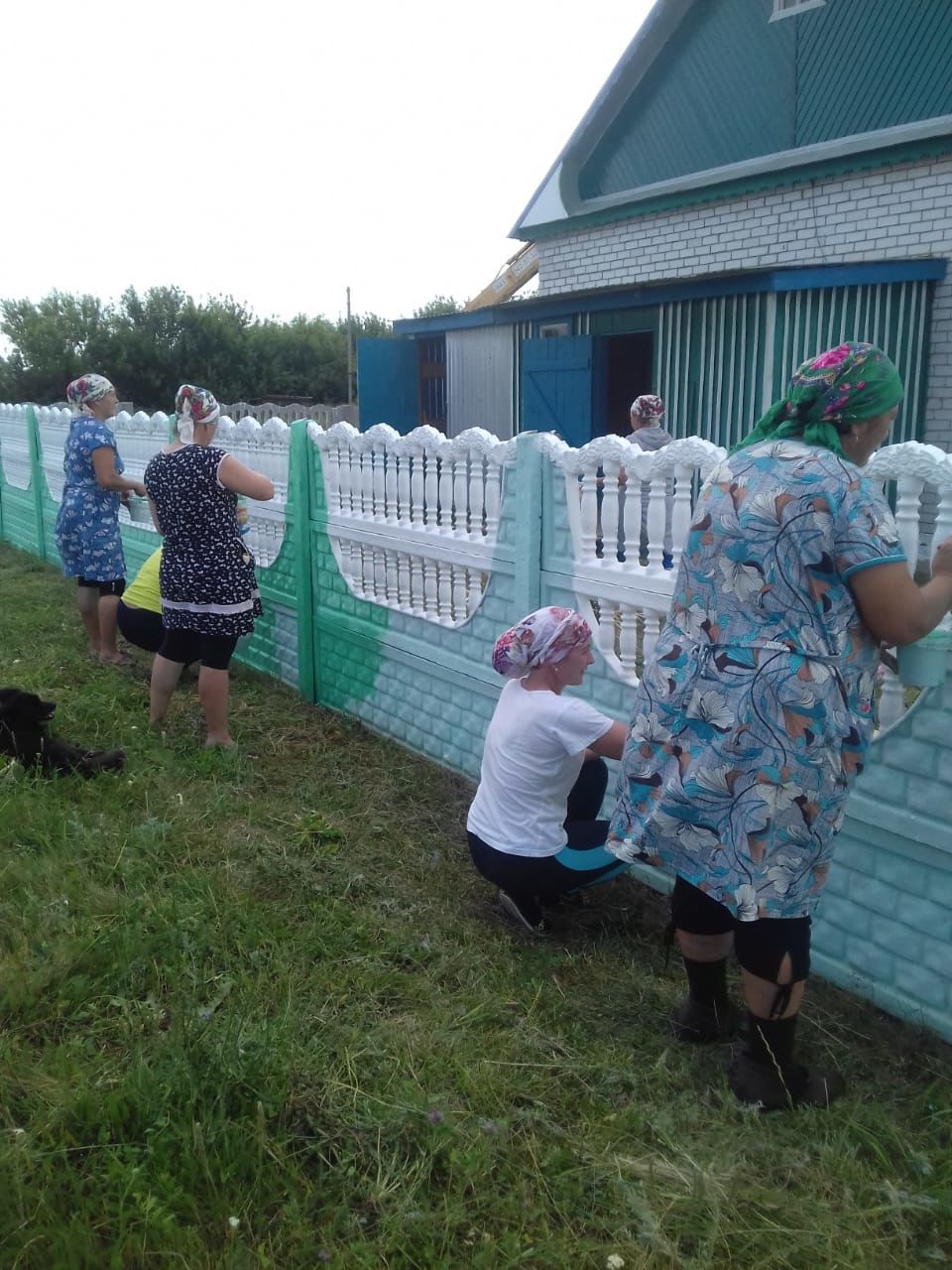 В селе Татарское Тюгульбаево Алькеевского района к Курбан-байраму покрасили мечеть