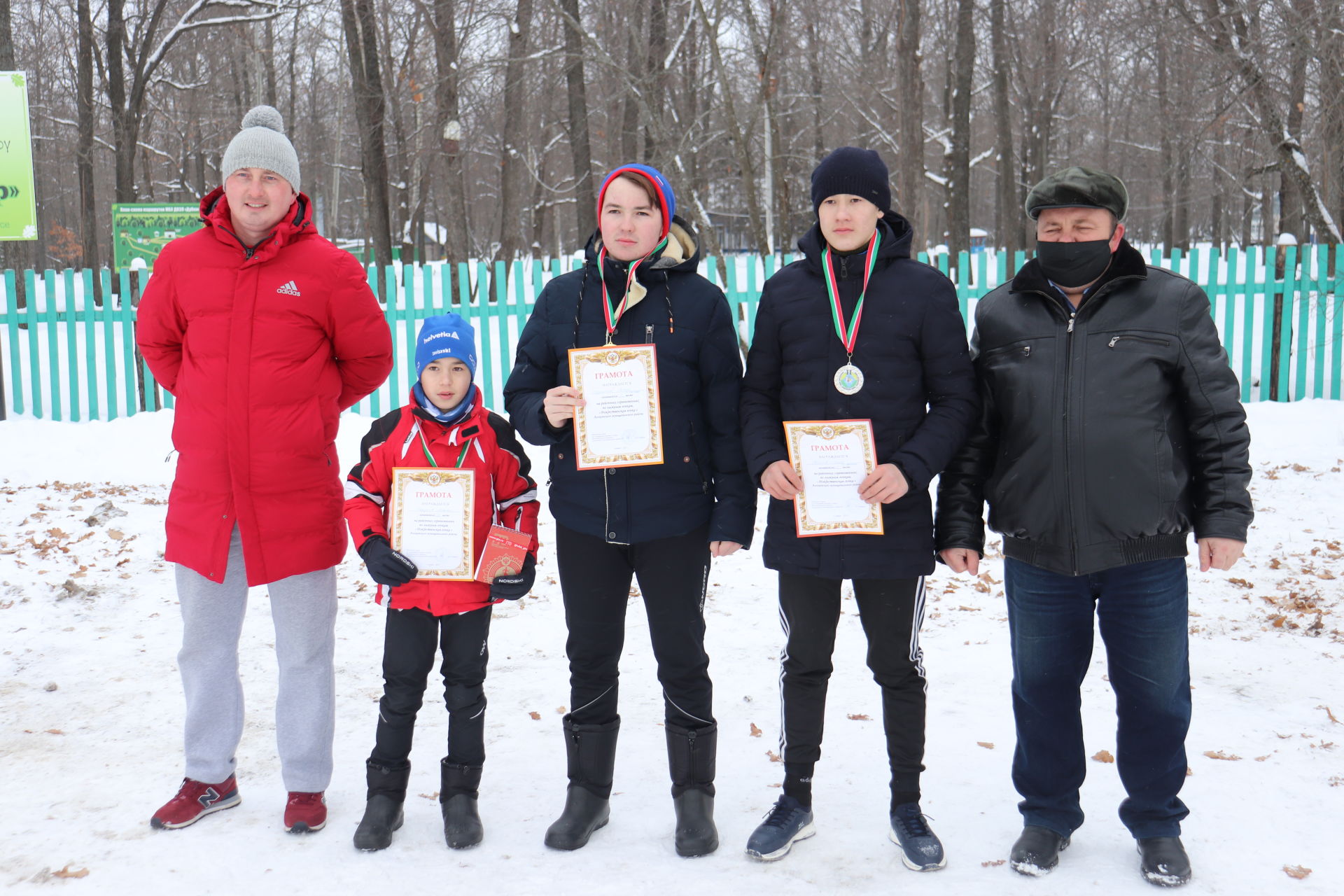 В Алькеевском районе прошли первые лыжные гонки 2021 года