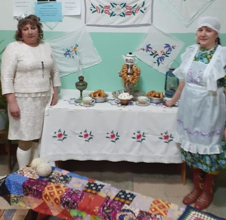 Апак авылы мәдәният йортында элекке татар өе музее ясаганнар