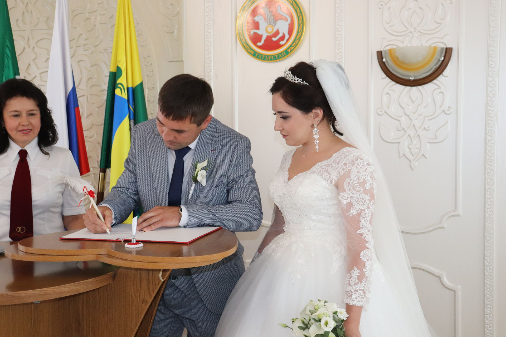 В Алькеевском районном отделе ЗАГС зарегистрирована пара Ильдара и Айгуль Садыковых