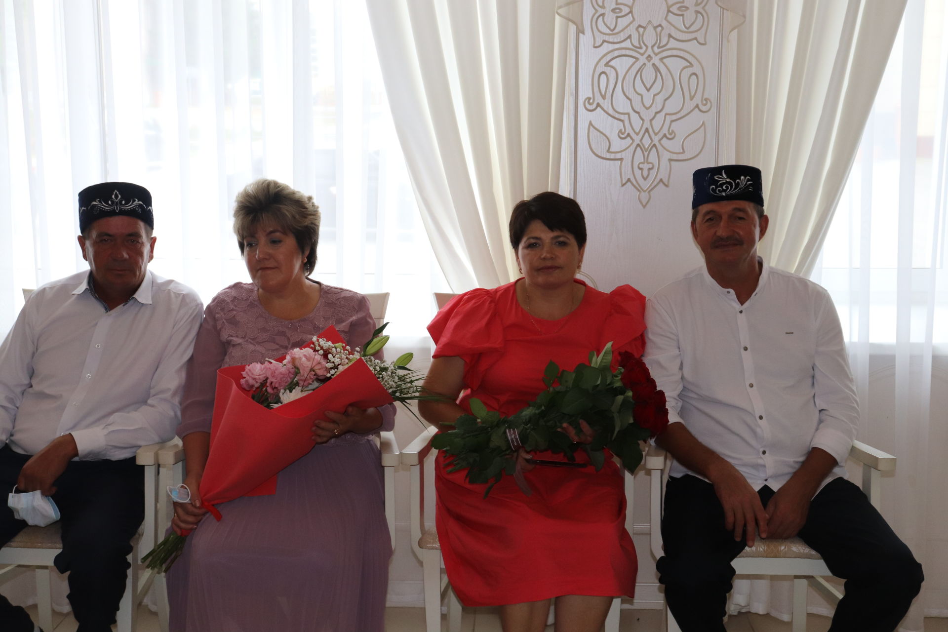 В Алькеевском районном отделе ЗАГС торжественно расписались Алмаз и Айзиля Нуруллины