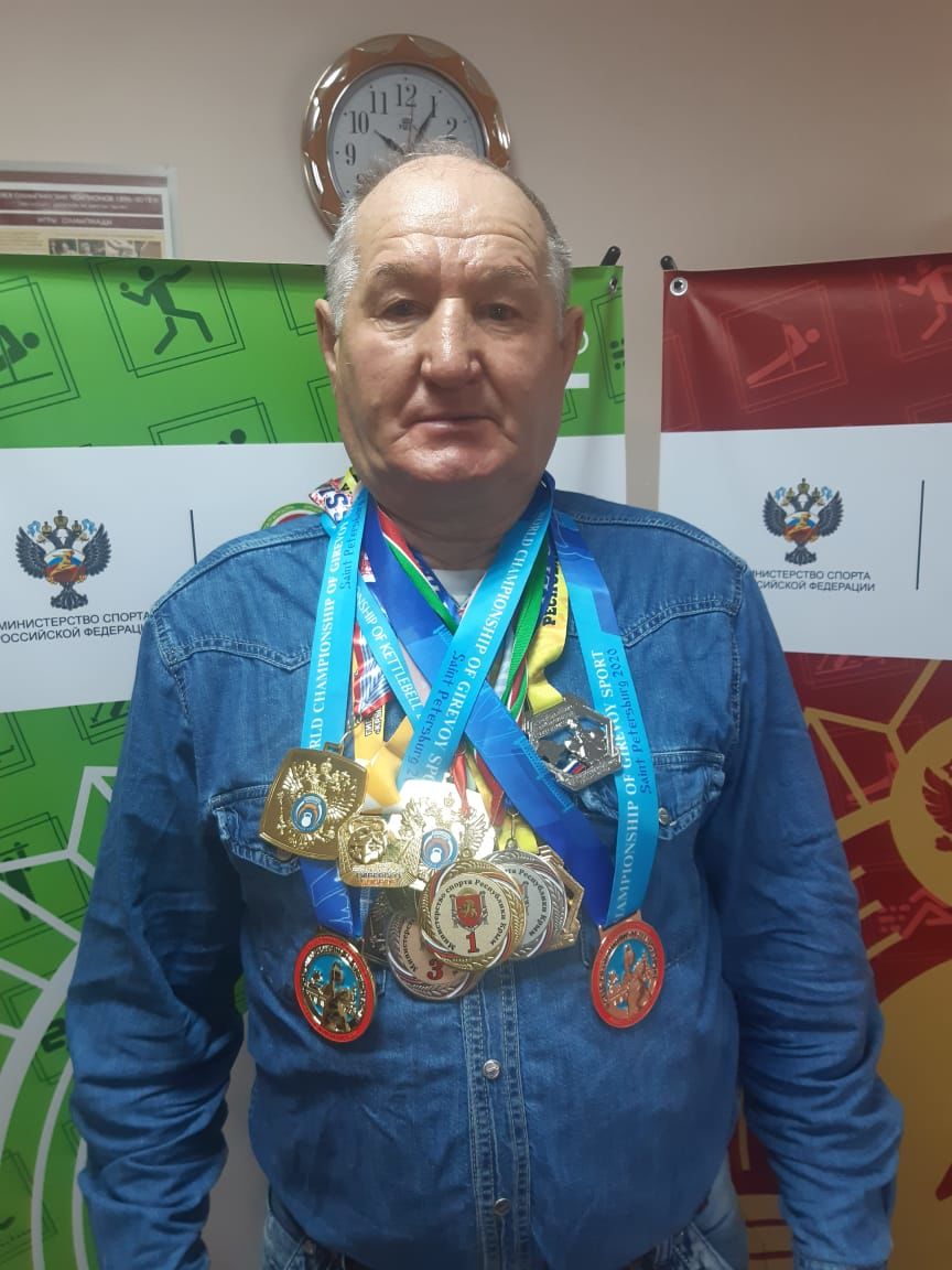 Ильшат Нуртдинов из Алькеевского района привез три золотые медали первенства России
