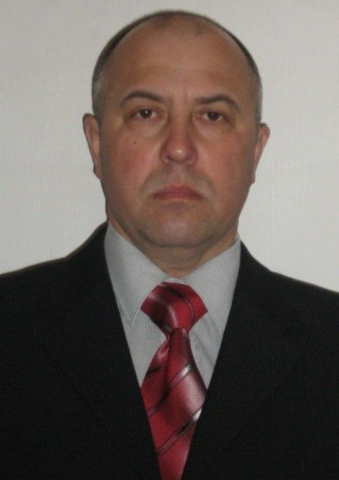 Минем укучылар бик сәләтле, – ди Виктор Захаров