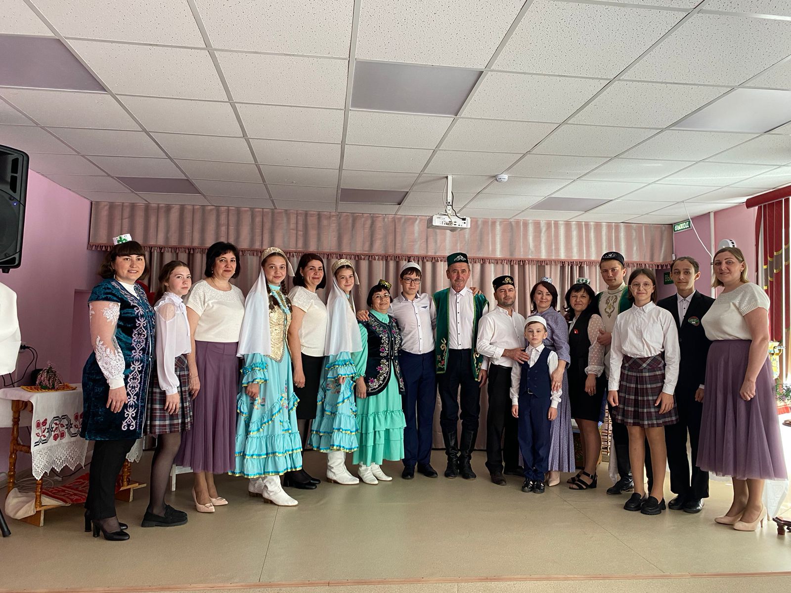 Әлки районында «Татар гаиләсе: гореф-гадәтләр» китабының презентациясе узды