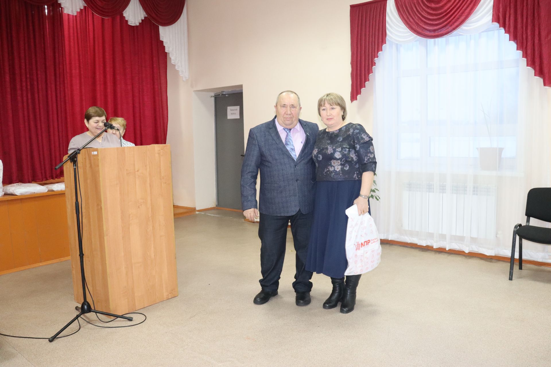Юхмачы авыл җирлегендә узган халык җыенында 2023 елда башкарылган эшләр турында сөйләделәр