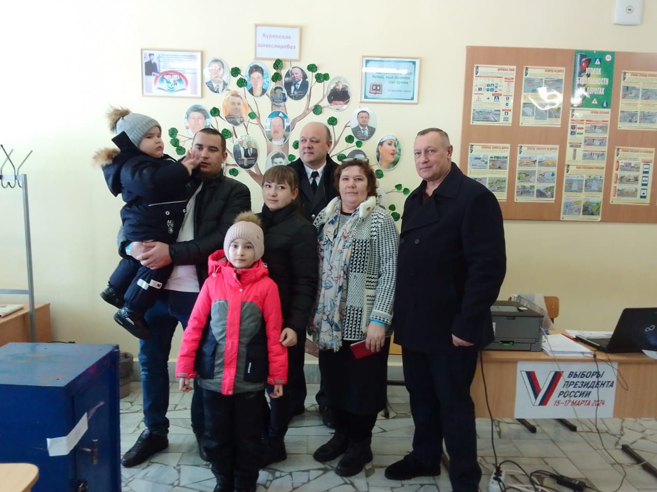 Түбән Әлки авылында яшәүче Наилә Сираҗева  сайлауда тавыш бирде