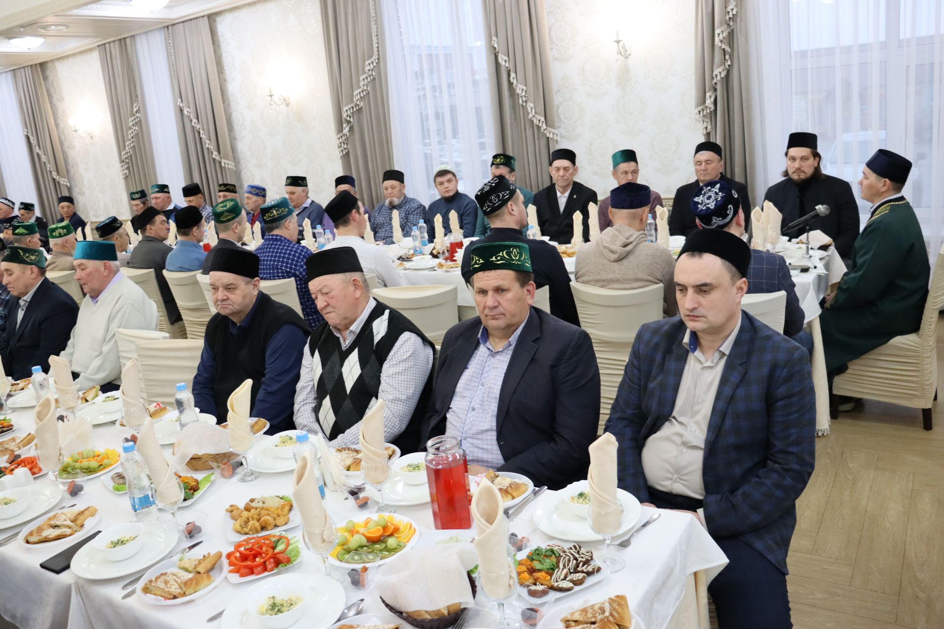 Әлки районында ТР Дәүләт Советы депутаты Фоат Вәлиев тарафыннан ифтар ашы узды