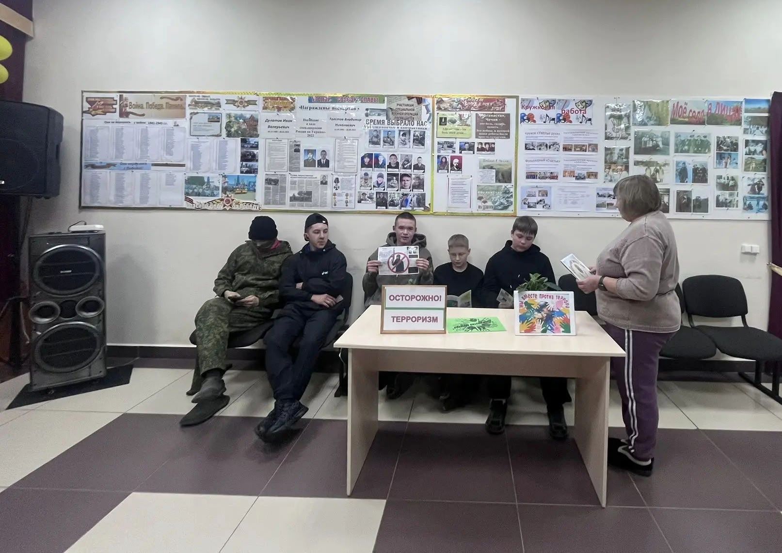 Тематический час «Мы вместе против террора» прошёл в Чувашско‑Бурнаевском СДК
