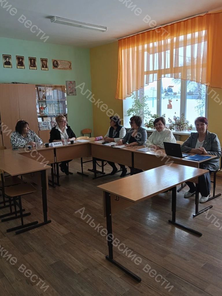 В Чувашско-Бродской школе прошла  межрайонная научно-практическая конференция «Хочу всё знать»