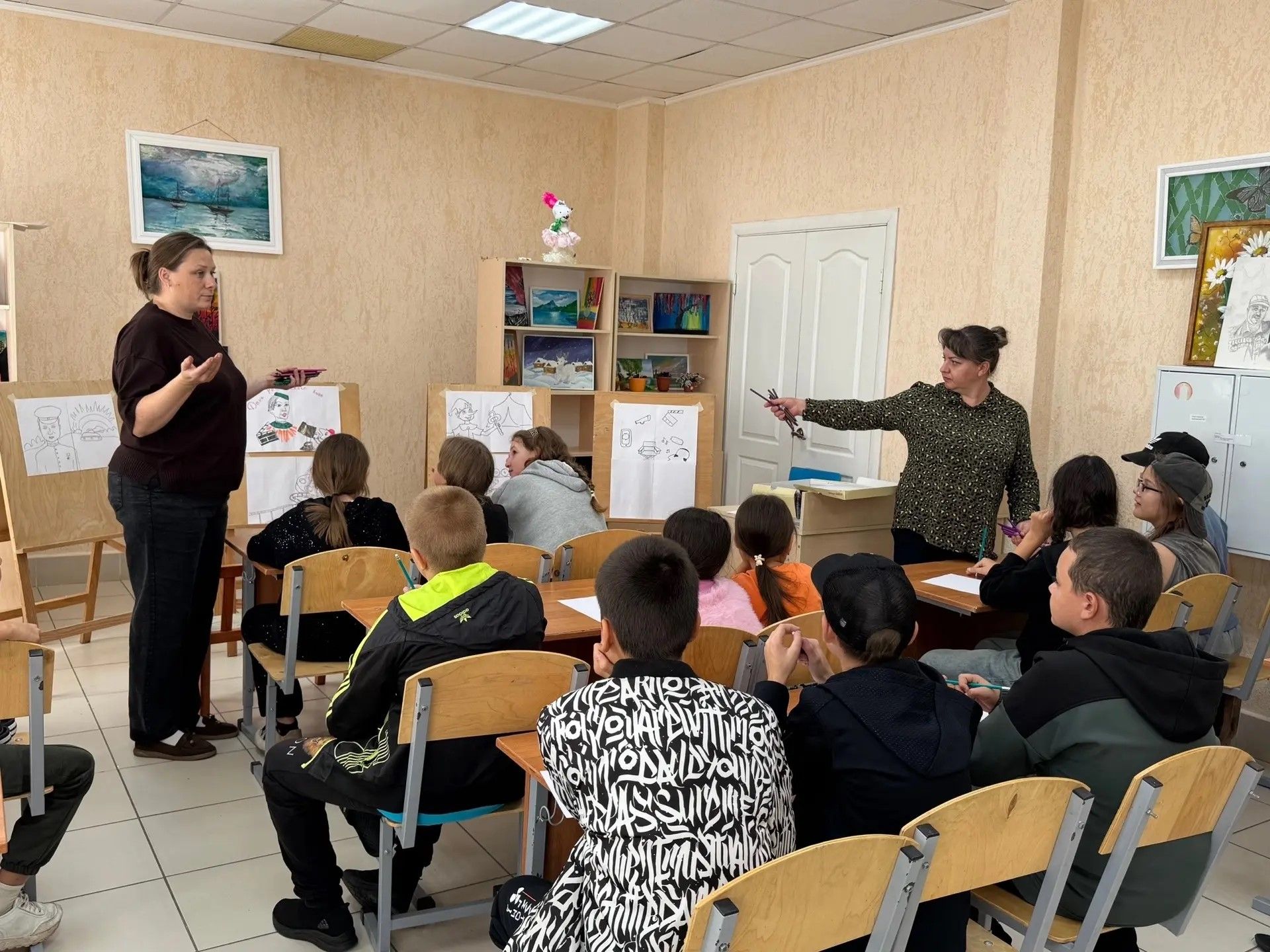 Балалар иҗат йорты кунакларга ишекләрен ачты