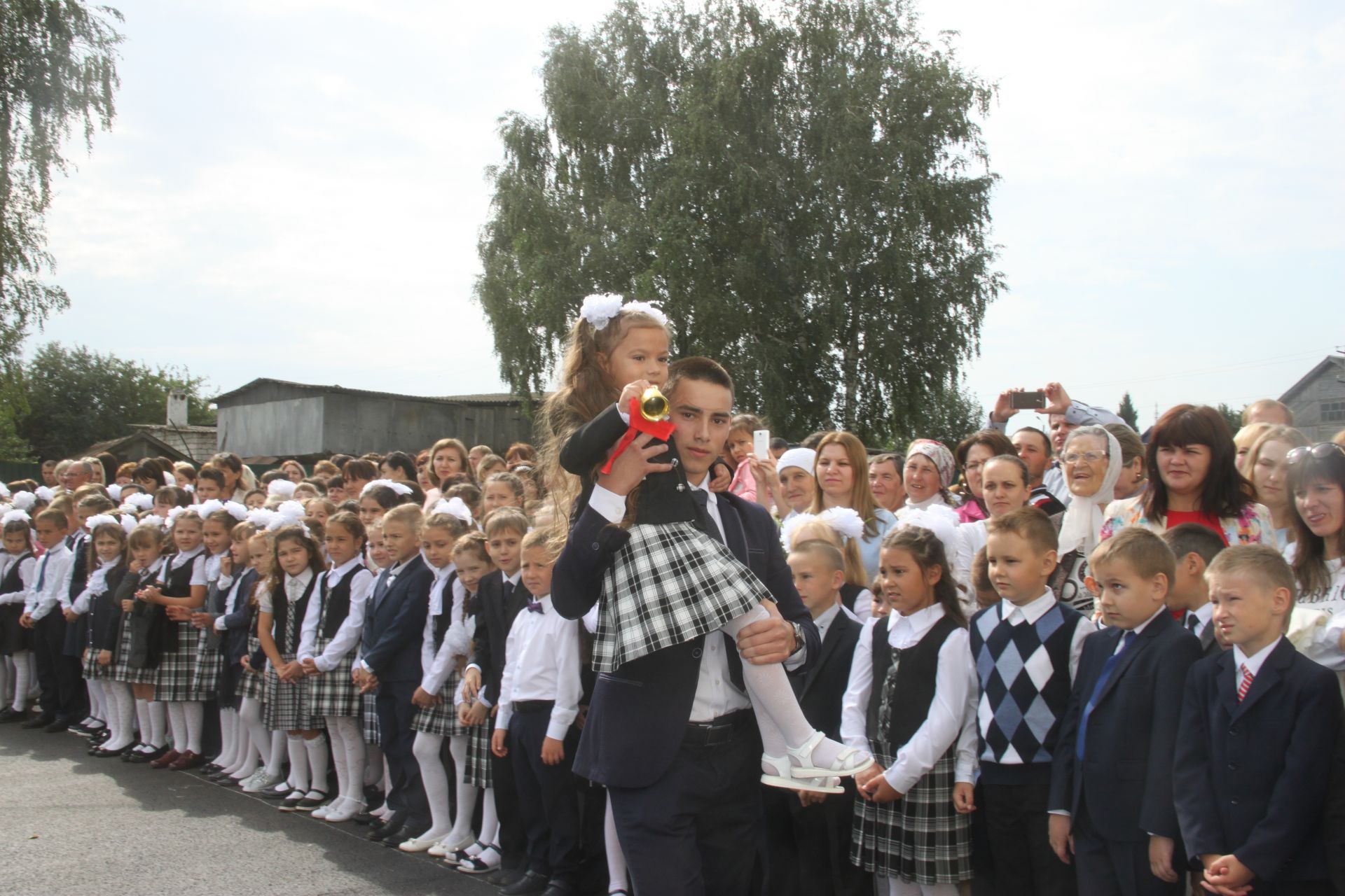 1 сентября в Базрно-Матакской средней школе