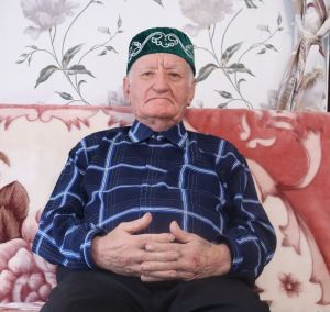 Татар Мулла авылында яшәүче Мидхәт Кәримов 85 яшьлек юбилеен уздырды