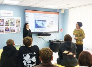 Яшүсмерләр клубында куркынычсыз интернет турында сөйләштеләр