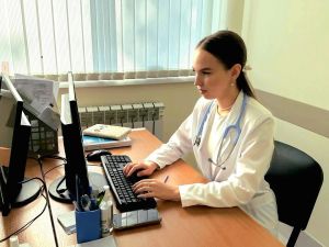 В детской консультации Базарно-Матакской ЦРБ начала работу новый участковый врач-педиатр