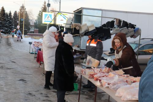 В Алькеевском районе состоялась предновогодняя ярмарка