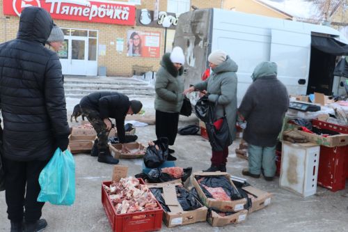 В Алькеевском районе состоялась предновогодняя ярмарка