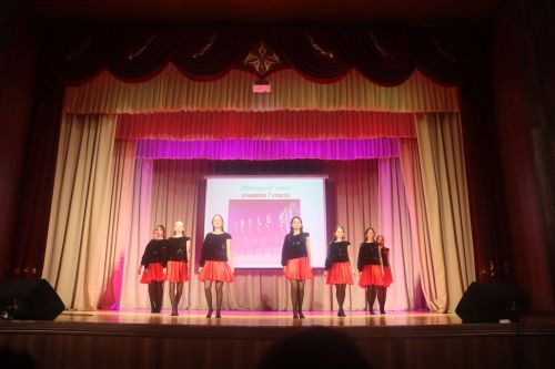 Базарлы Матак урта мәктәбе коллективы йомгаклау концерты күрсәтте