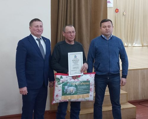 Иске Алпар авыл җирлегендә җыен узды