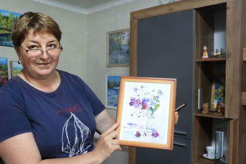Базарлы Матакта яшәүче Людмила Желтухинаның картиналары Республика бәйгесенең район этабында иң яхшысы дип табылды