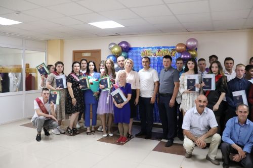 Студенты филиала Алексеевского аграрного колледжа получили дипломы
