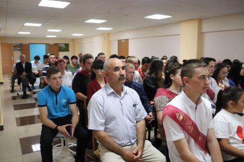 Студенты филиала Алексеевского аграрного колледжа получили дипломы