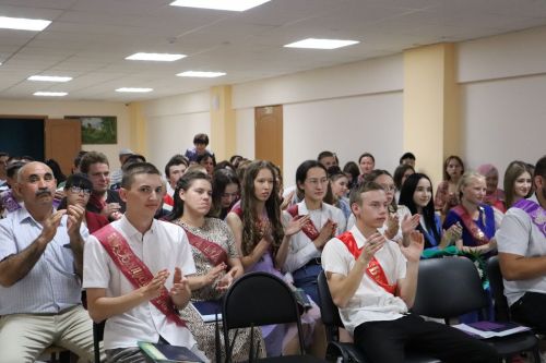 Студенты филиала Алексеевского аграрного колледжа получили дипломы