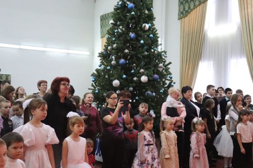 Махсус хәрби операциядә катнашучыларның балаларына Чыршы бәйрәме оештырылды