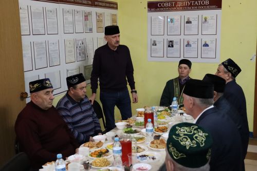 Фоат Вәлиев: “Тынычлык теләп, догалар кылыйк”