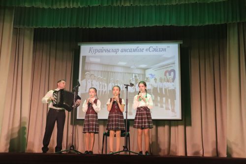 Әлки районы: Базарлы Матакның Нәби Дәүли исемендәге гимназиясе коллективының хисап концерты булды