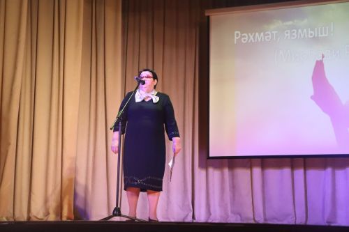 Әлки районы: Базарлы Матакның Нәби Дәүли исемендәге гимназиясе коллективының хисап концерты булды