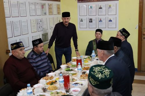 Фоат Вәлиев: “Тынычлык теләп, догалар кылыйк”