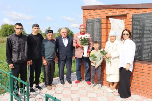 Ленин орденын алган Гариф Харис улы Билдановка 100 яшь тулган булыр иде