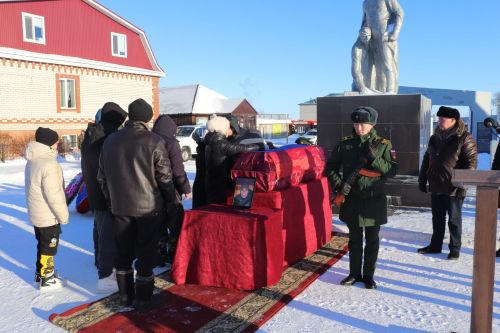 Әлки районында махсус хәрби операциядә һәлак булган солдат – Рафаел Рубикович Амирян белән саубуллаштылар