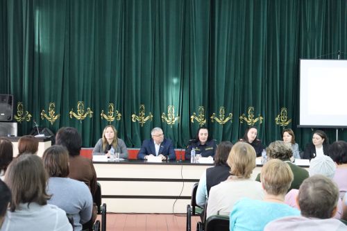 Әлки районында Бала хокукларын яклау көненә багышланган чара узды