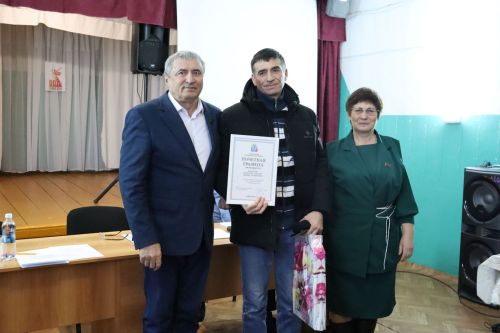 Иске Матак авыл җирлеге башлыгы билгеләнгән бурычларның күбесен үтәгән