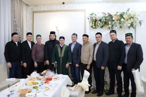 Әлки районында ТР Дәүләт Советы депутаты Фоат Вәлиев тарафыннан ифтар ашы узды